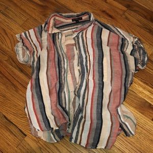 Striped short-sleeved button-down